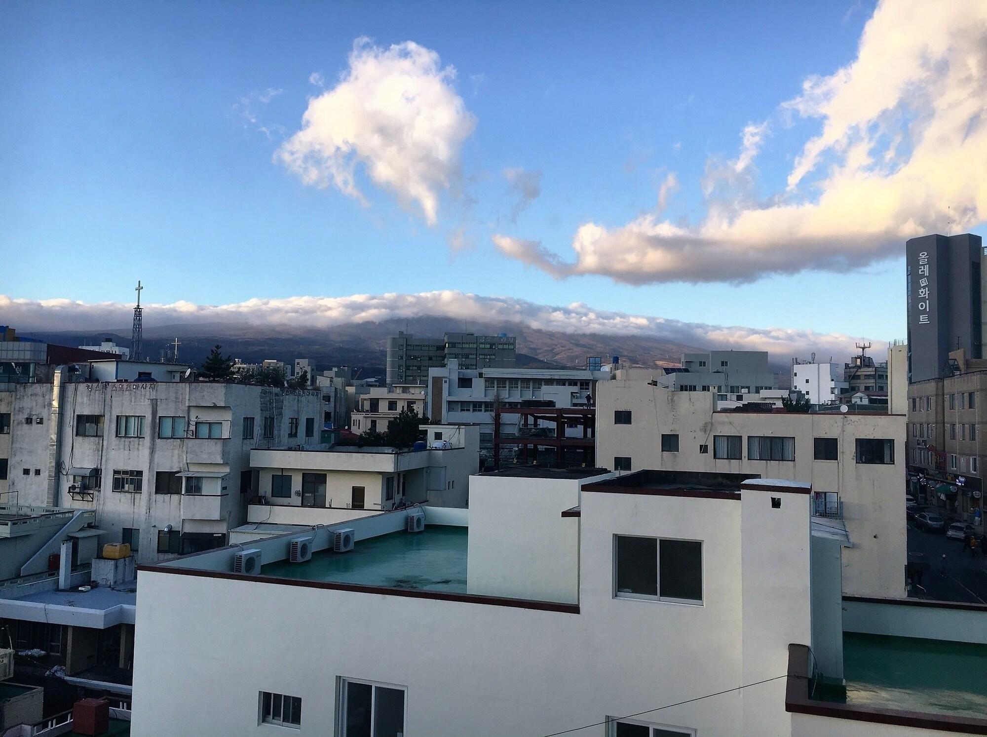 Hotel Good Inn Seogwipo Zewnętrze zdjęcie