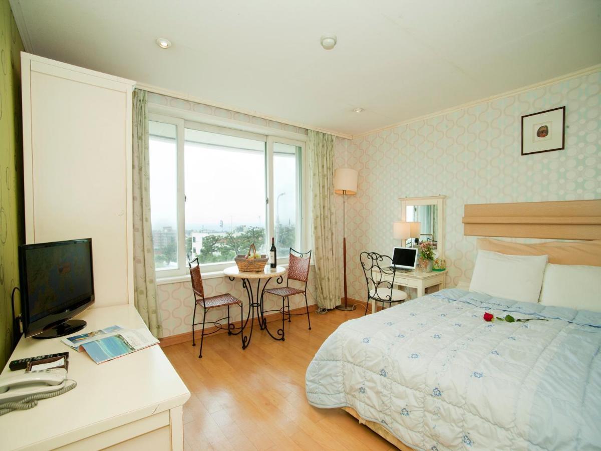 Hotel Good Inn Seogwipo Zewnętrze zdjęcie